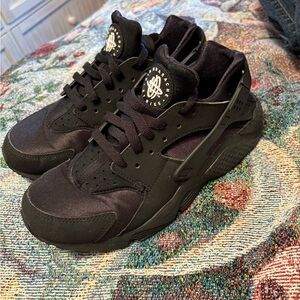 Nike huaraches!